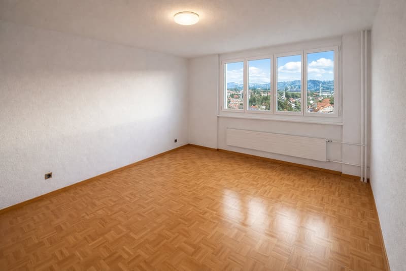 Magnifique appartement avec vue panoramique à La Chaux-de-Fonds -Premier mois de loyer offert !! (4)