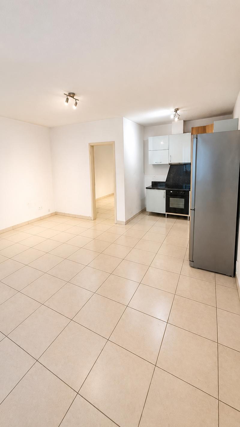 Charmant appartement 2.5 pièces avec balcon à Pieterlen (3)