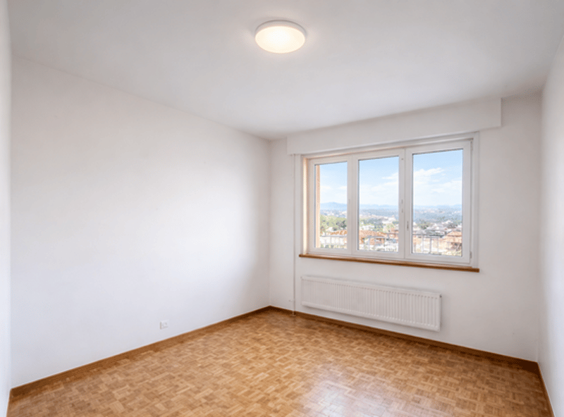 Charmant appartement de 3,5 pièces avec vue panoramique- Premier mois de loyer offert! ! (7)
