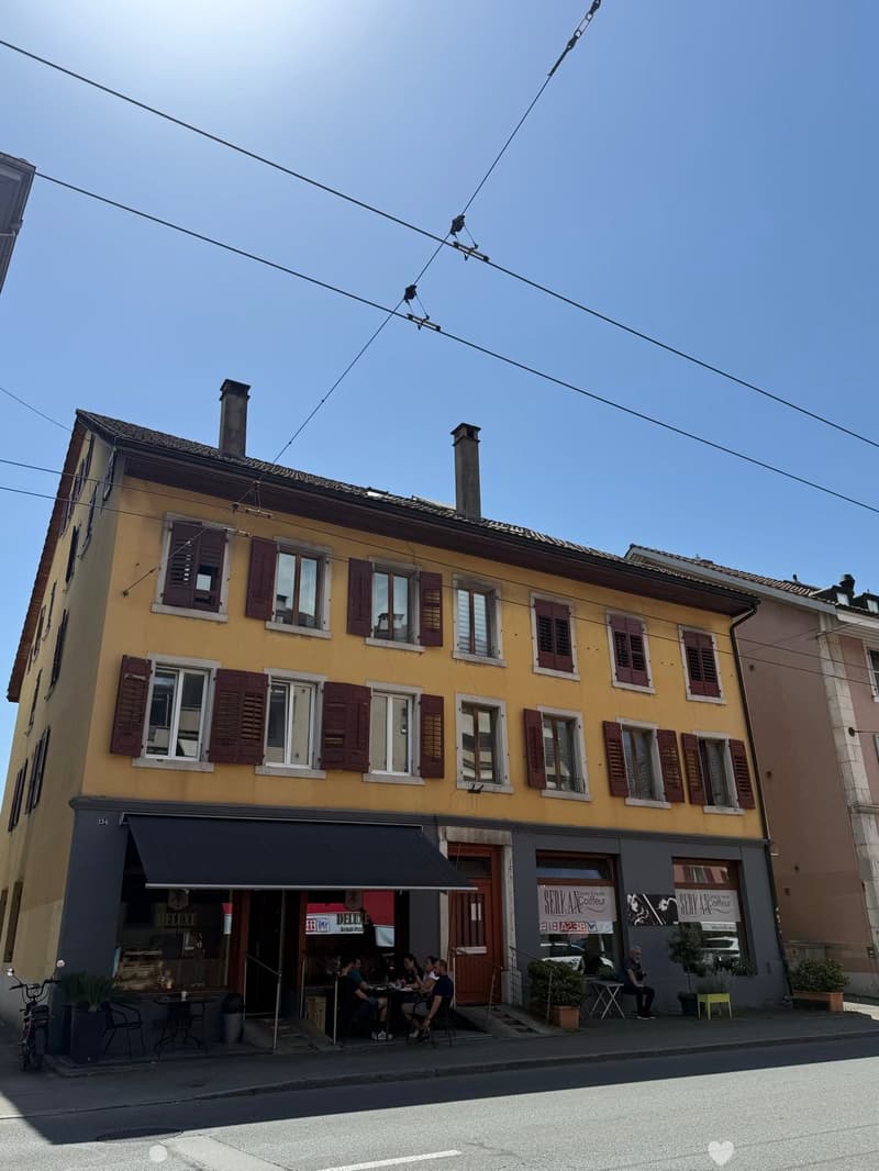 Charmante 3.5-Zimmer-Terassenwohnung an der Bözingenstrasse in Biel – ab sofort verfügbar! (1)