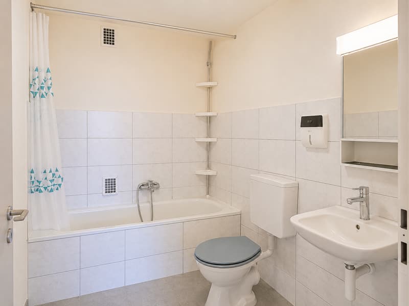 Helle 2.5-Zimmer-Wohnung in ruhiger Lage in Büren an der Aare (6)