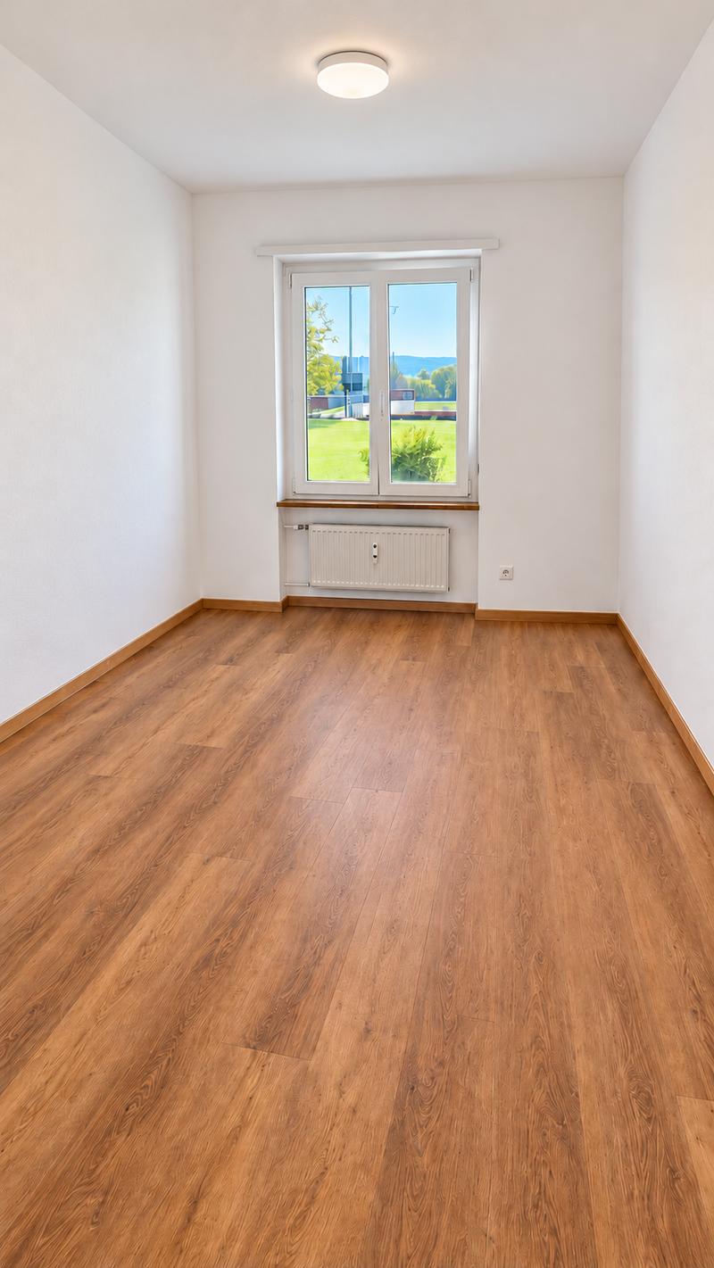 Spacieux appartement de 4,5 pièces avec vue sur la verdure à Granges (5)