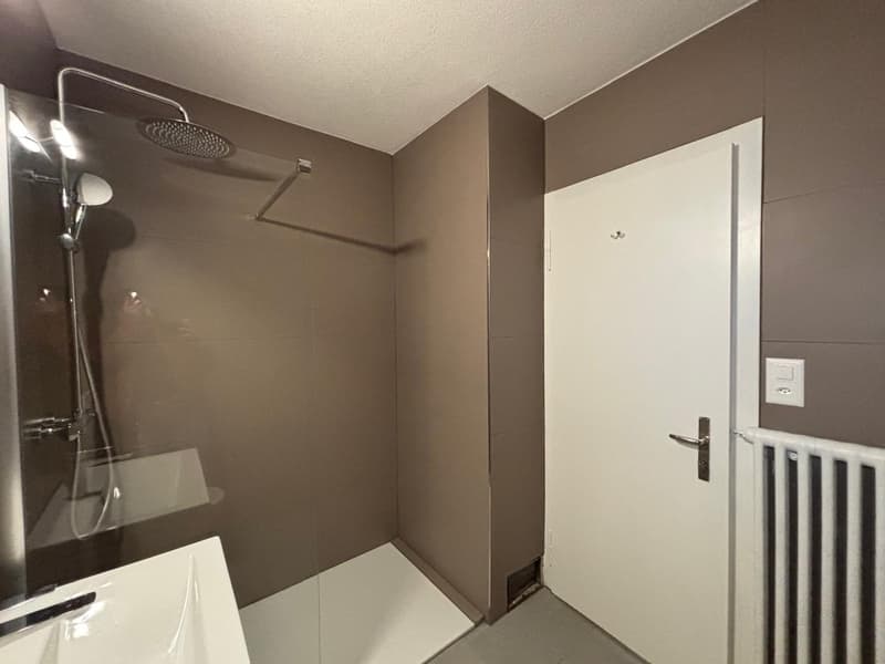 Helle 4-Zimmer-Wohnung mit Balkon in Aarwangen (5)