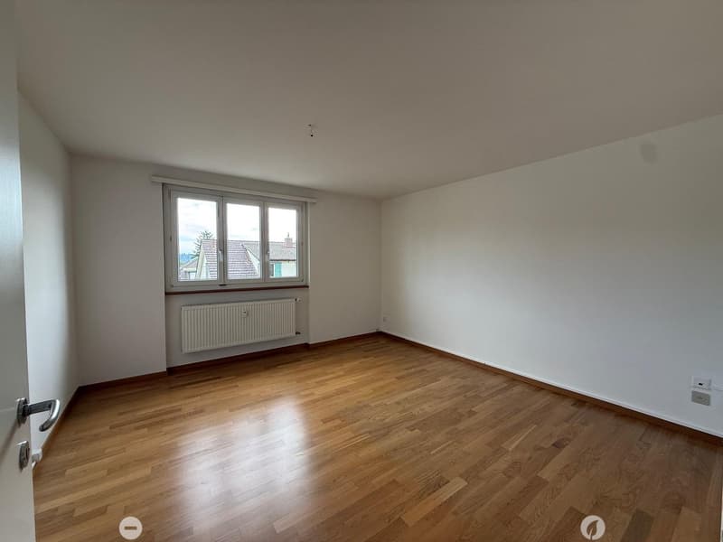 Helle 3-Zimmer-Wohnung mit Balkon in Biel (7)