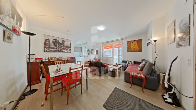 Charmant apartment de 4,5 pièces idéalement situé (2)