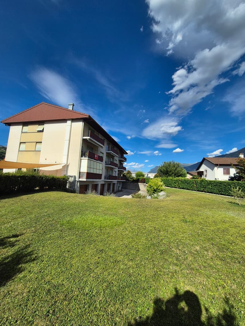Charmant appartement en attique de 4.5 pièces à Saint-Léonard (6)