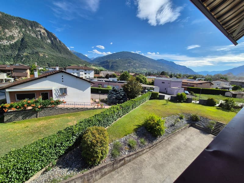 Charmant appartement en attique de 4.5 pièces à Saint-Léonard (4)