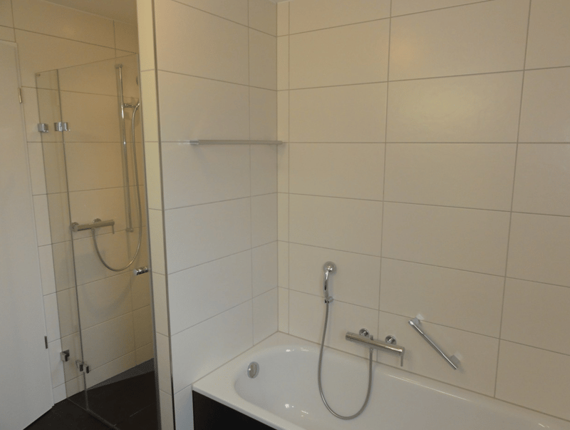 Moderne 4.5-Zimmer-Wohnung an der Hauptstrasse in Reinach (10)