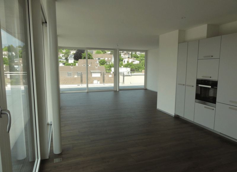 2.5-Zimmer-Dachwohnung mit 78m2 Dachterrasse (6)