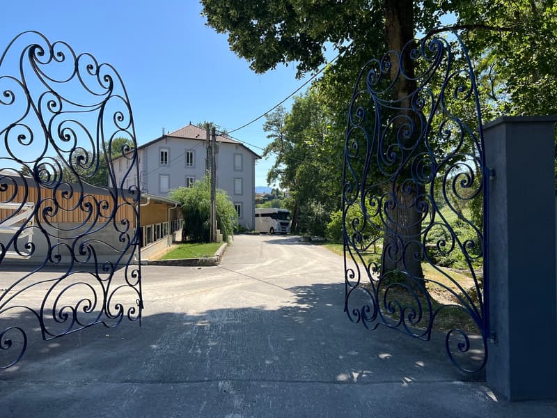 RARE- Propriété équestre de luxe sur la frontière genevoise (2)