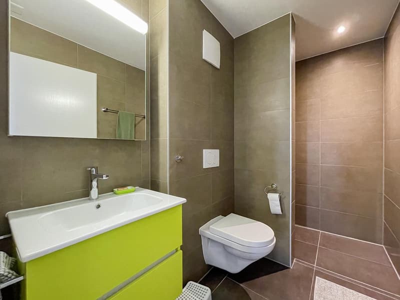 Bien rare avec deux espaces de vie - Villa de 3,5p et appartement de 2,5p - pour privée ou investisseur (8)