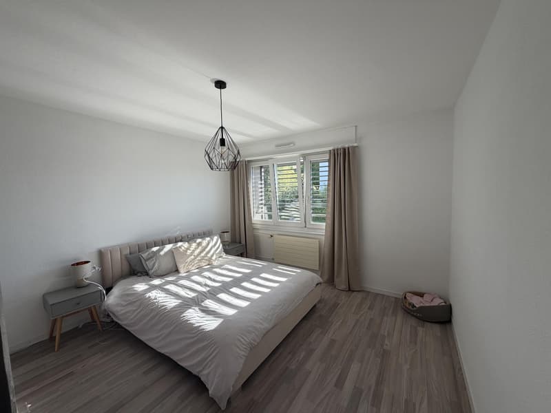 Appartement 3.5 pièces chaleureux entièrement rénové à Avenches (6)