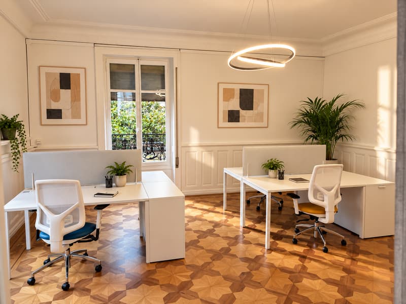 BUREAU PARTAGÉ DE 4 POSTES DE TRAVAIL (1)