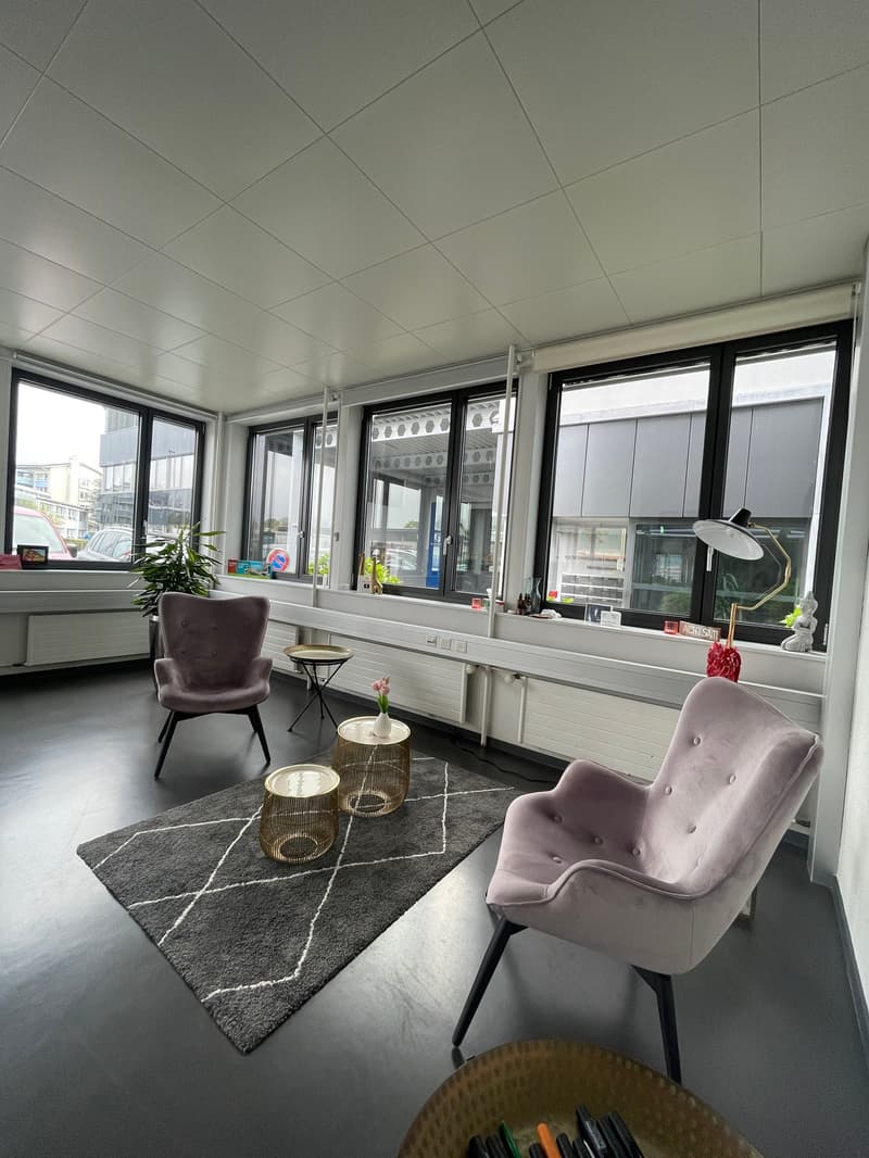 Moderne Büroräume im INNOPARK (1)