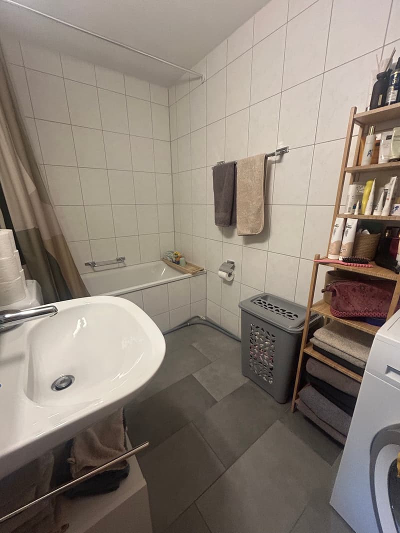 Helle 4.5-Zimmer-Wohnung in Thun (10)