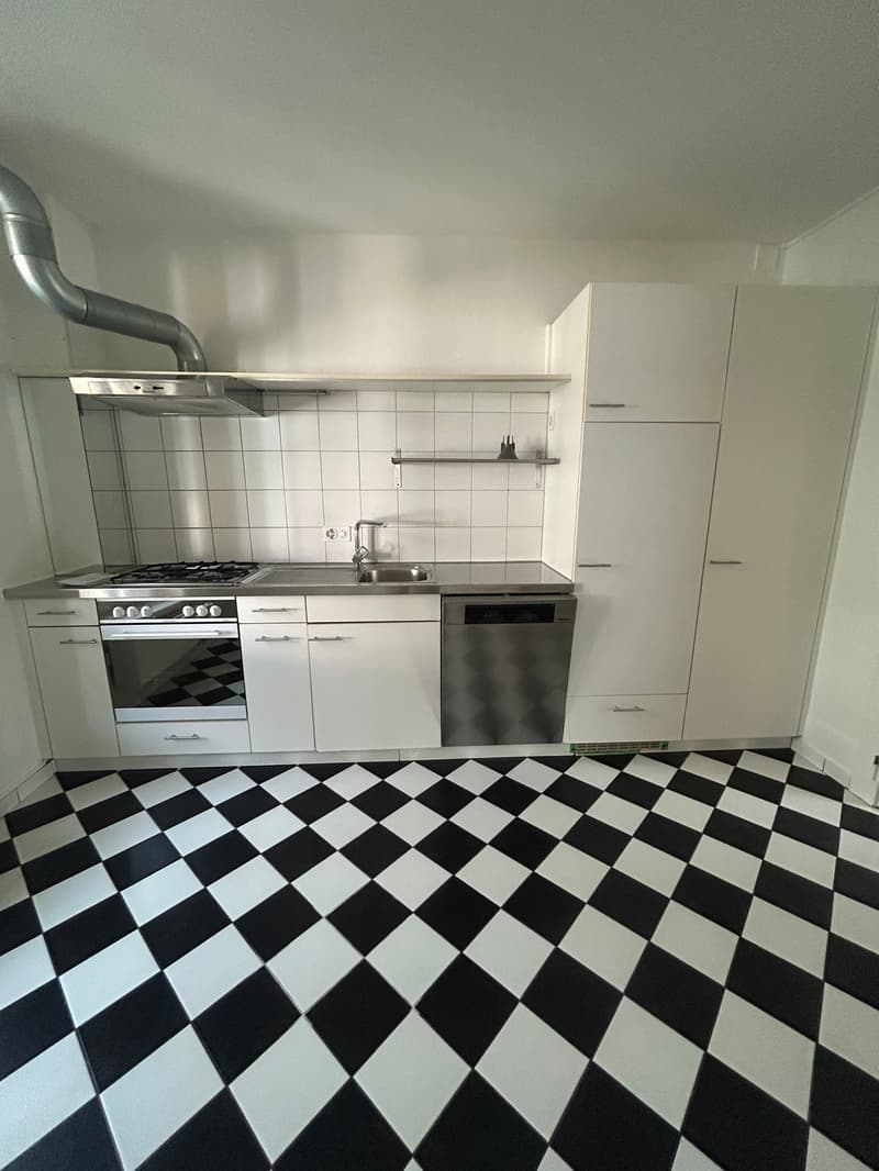 Grosszügige 5.5-Zimmerwohnung an attraktiver Lage (13)