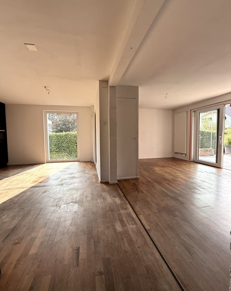 AKTUELL KEINE BESICHTIGUNEN MEHR MÖGLICH: Stilvolles Doppeleinfamilienhaus mit hochwertigem Ausbau (7)