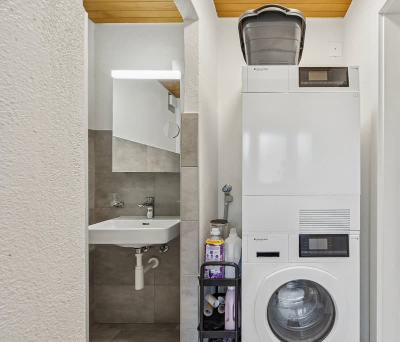 Charmante 4.5-Zimmer-Wohnung in idyllischer Berglage – Boltigen (10)