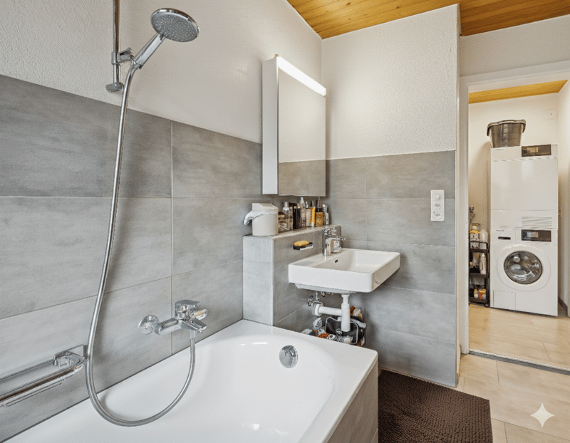 Charmante 4.5-Zimmer-Wohnung in idyllischer Berglage – Boltigen (9)