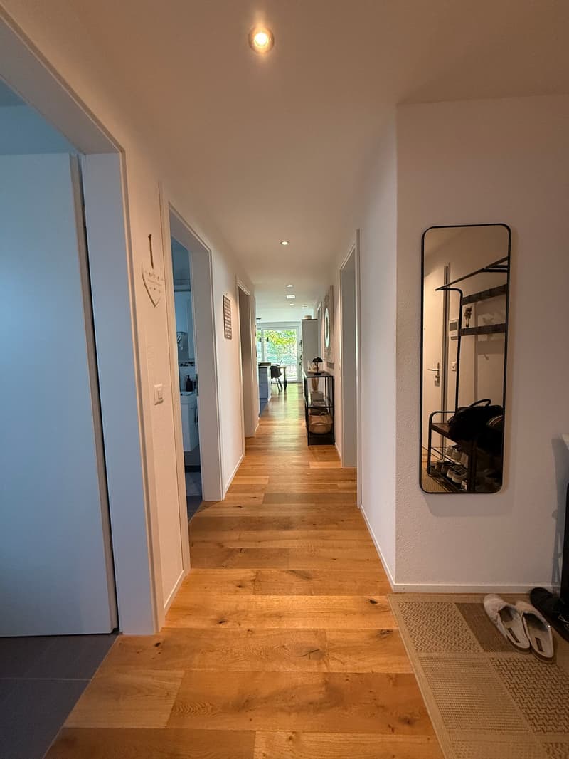 Stilvolles Wohnen mit grosszügigem Garten - ein Zuhause zum Wohlfühlen (4)