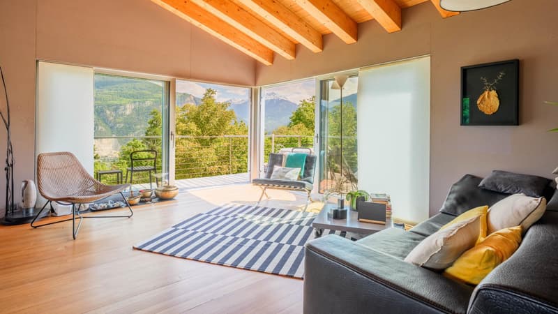 Deux maisons d'architecte dans un écrin naturel préservé à Ayent (3)