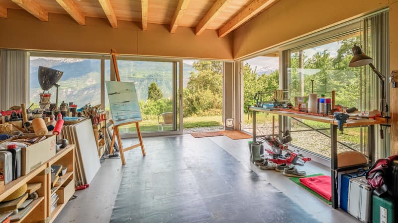Deux maisons d'architecte dans un écrin naturel préservé à Ayent (8)