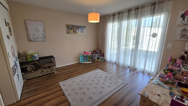 Modernes Einfamilienhaus mit Pool (9)