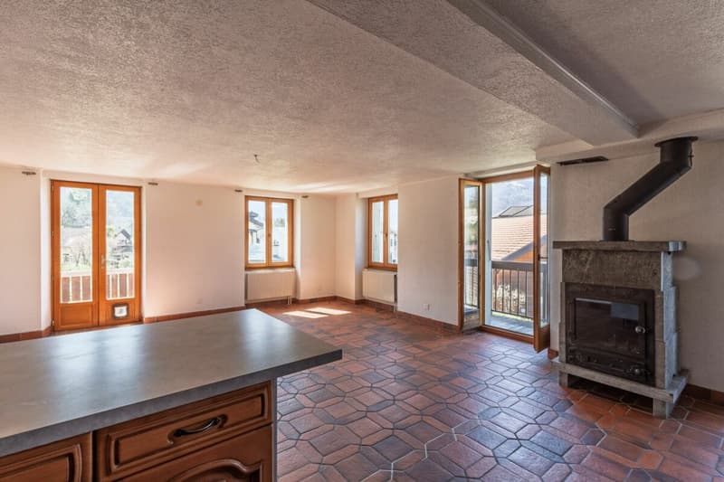 Maison villageoise avec 3 appartements (7)