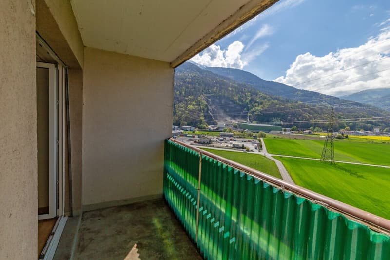 Attique de 2,5 p rénové libre de suite ! (11)