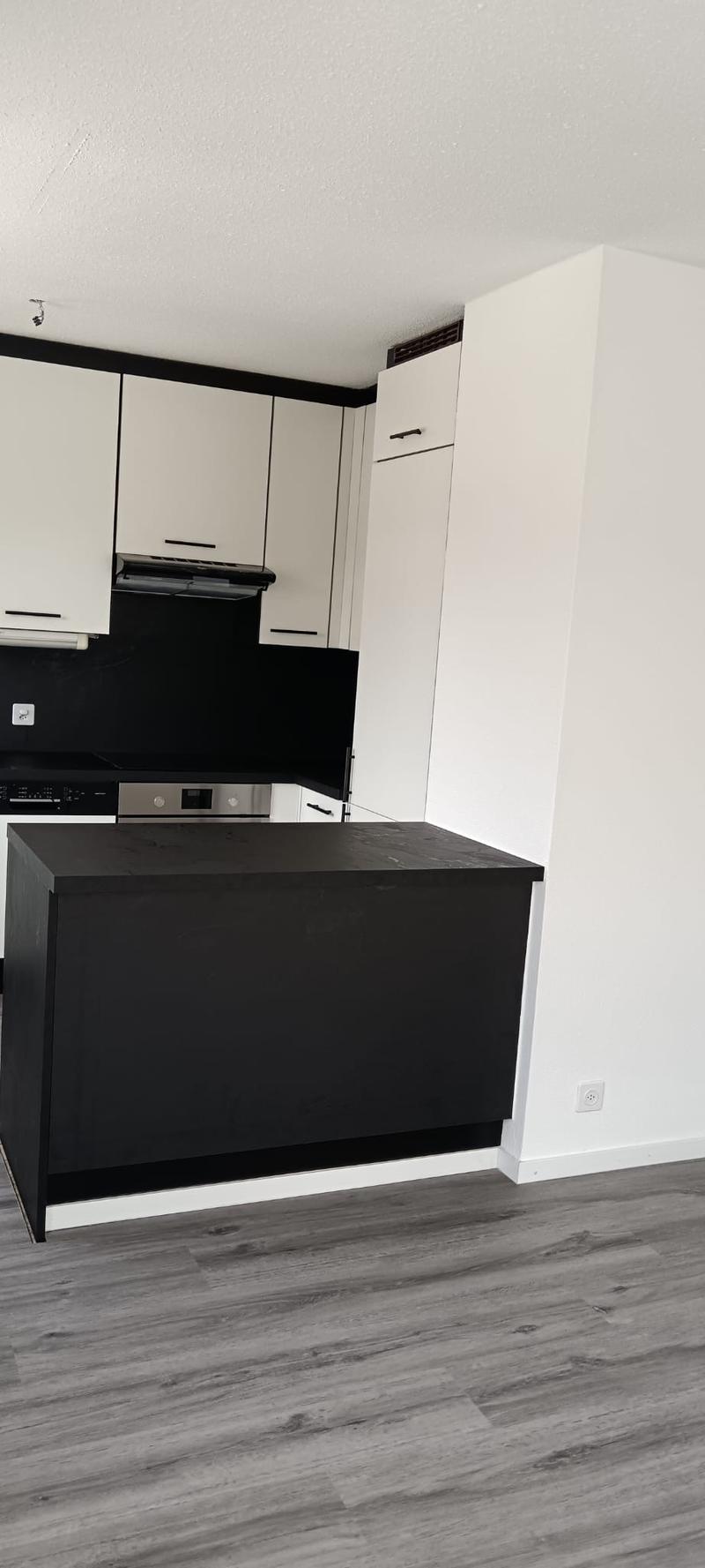 Magnifique appartement de 4,5 pièces avec cheminée au cœur du Locle (2)