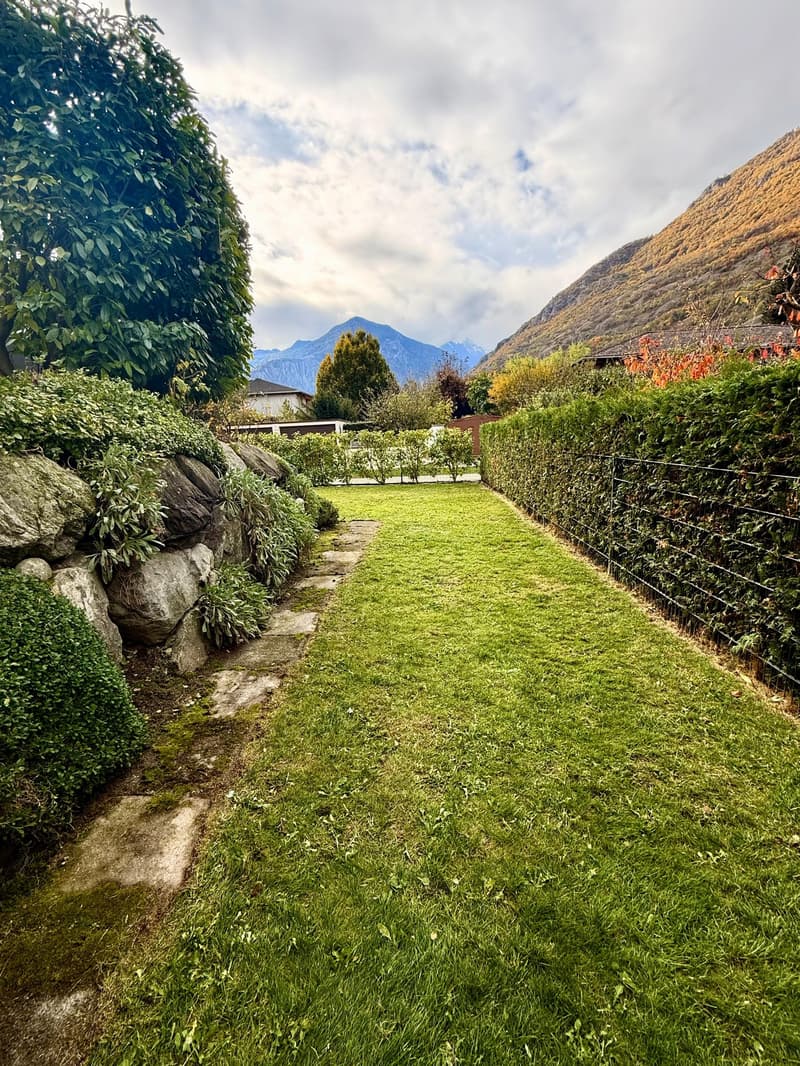 MAGNIFIQUE VILLA rénovée avec terrain à FULLY (6)