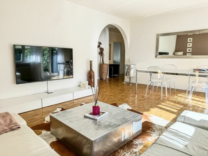 3.5-Zimmer-Gartenwohnung mit Garage in Losone (1)