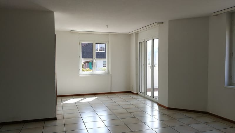 Geräumige 4.5-Zimmer-Wohnung mit Balkon und schöner Aussicht in Alchenstorf (4)
