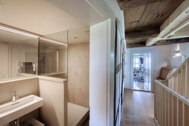 Renoviertes 7.5-Zimmer-Altstadthaus mit viel Platz für die Familie (6)