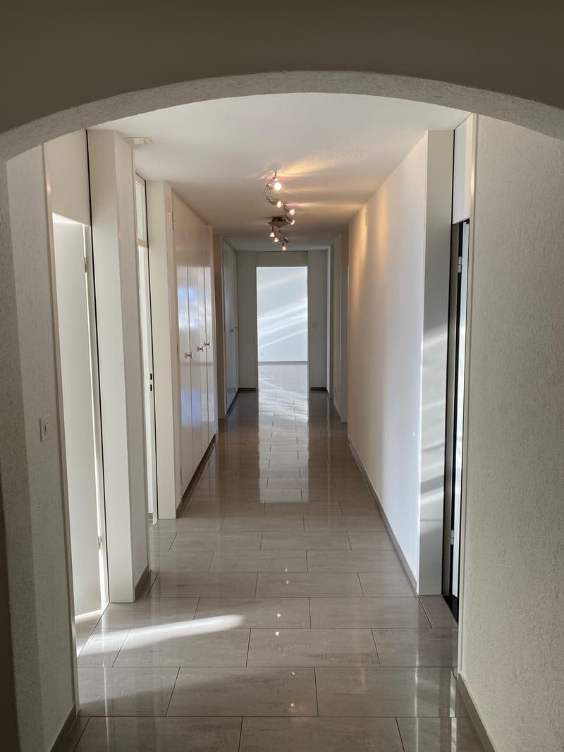 Appartamento di 5,5 locali bellissimo con vista a Muri b. Bern (6)