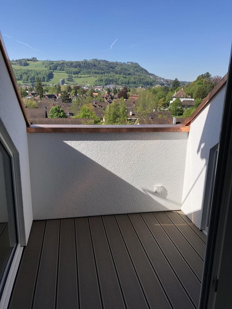 Helle 2-Zimmer-Dachwohnung an Top-Lage (9)