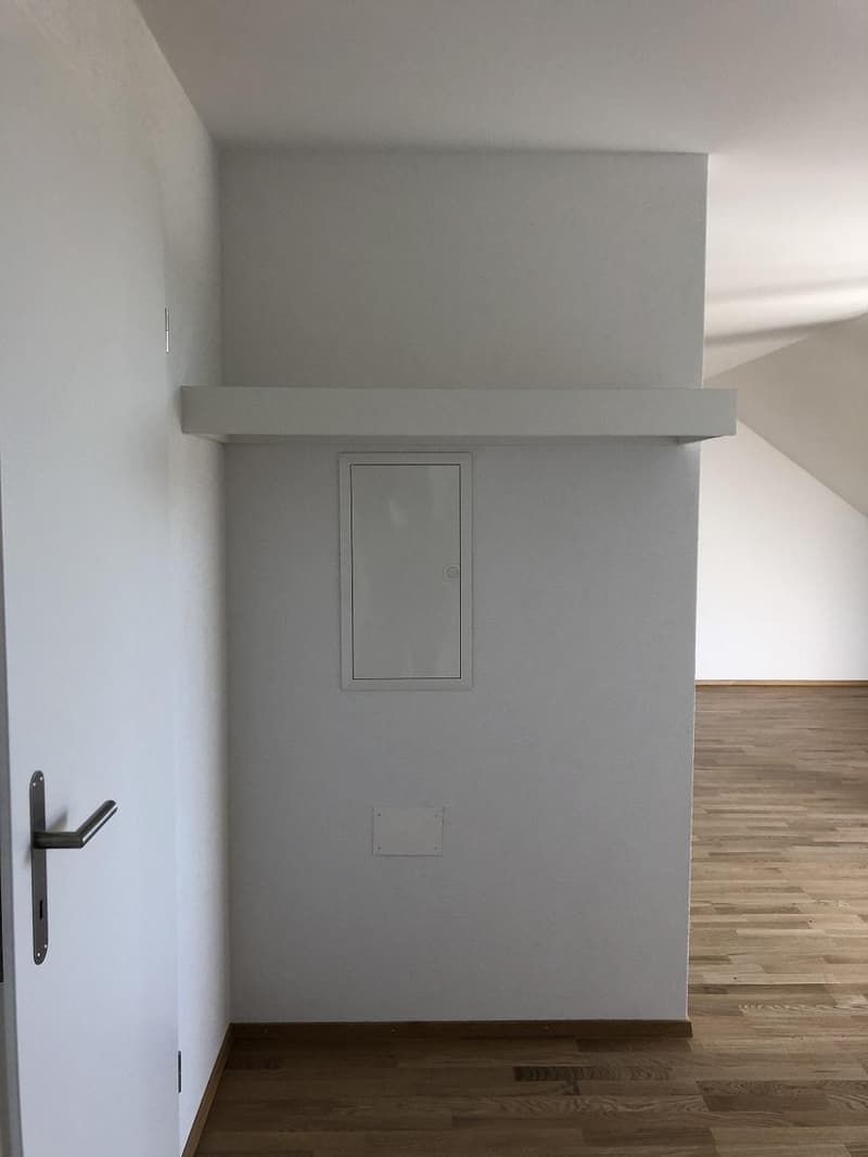 Helle 2-Zimmer-Dachwohnung an Top-Lage (10)