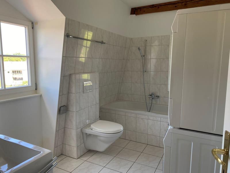 Charmante Dachwohnung in Wabern (8)