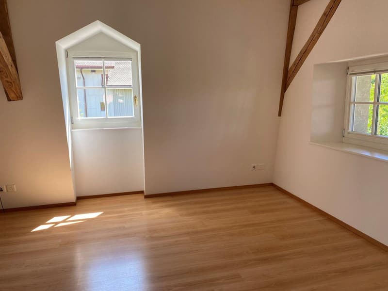 Charmante Dachwohnung in Wabern (3)