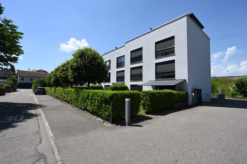 Gepflegtes Mehrfamilienhaus an Toplage (2)