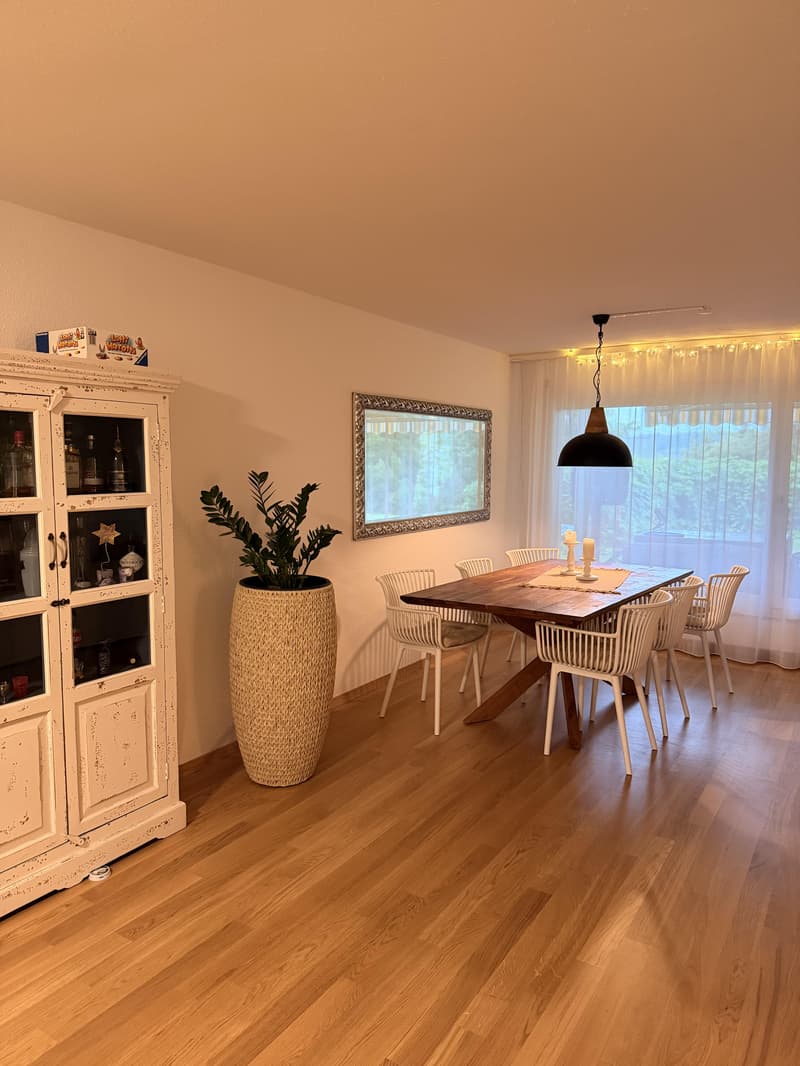 schöne 4.5 Zimmerwohnung in Ittigen (2)