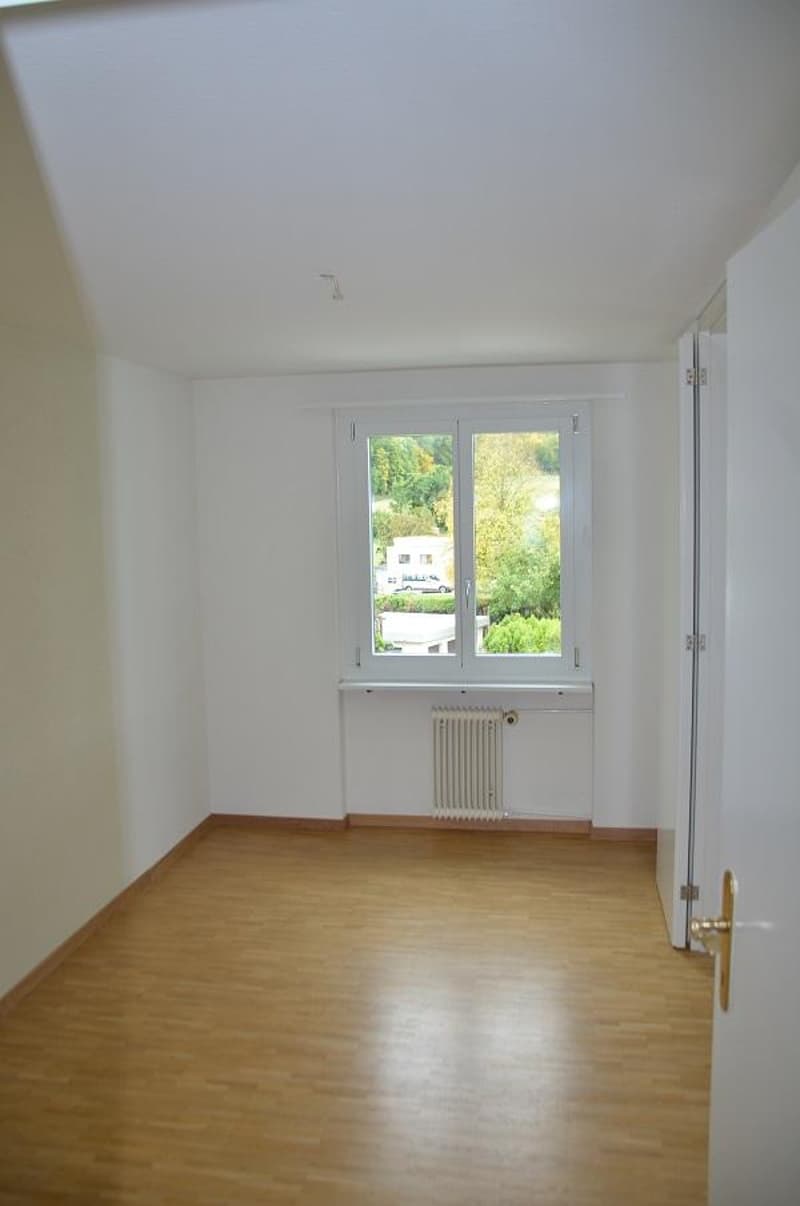 1 Monat gratis wohnen! Gemütliche 3-Zimmerwohnung mit grossem Balkon (4)