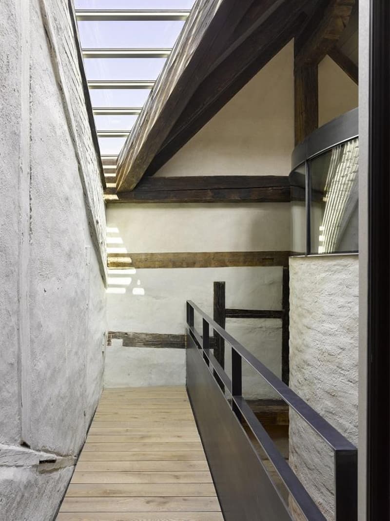 Elegant sanierte Wohnung mit viel Charme (12)