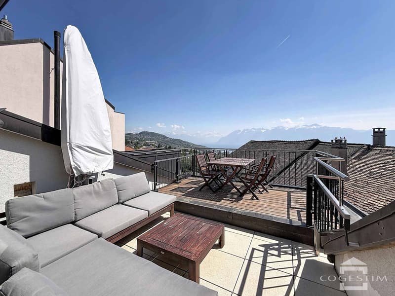 Spacieux duplex de 5.5 pièces avec terrasse et vue sur le Lac Léman (10)