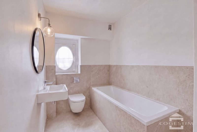 Appartement de caractère en combles avec vue exceptionnelle (7)