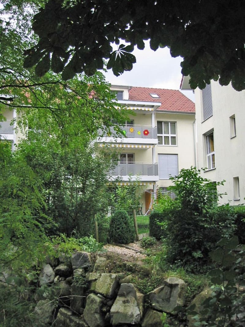 4.5-Zimmer-Wohnung mit Balkon und schöner Aussicht in Auw (1)