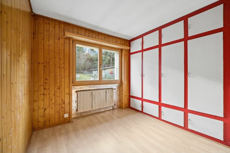 Casa a doppia famiglia con grande potenziale (di ampliamento) in una posizione soleggiata a Leuk (9)