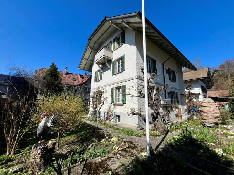 Historisches Mehrfamilienhaus mit drei Wohneinheiten in Burgdorf (8)