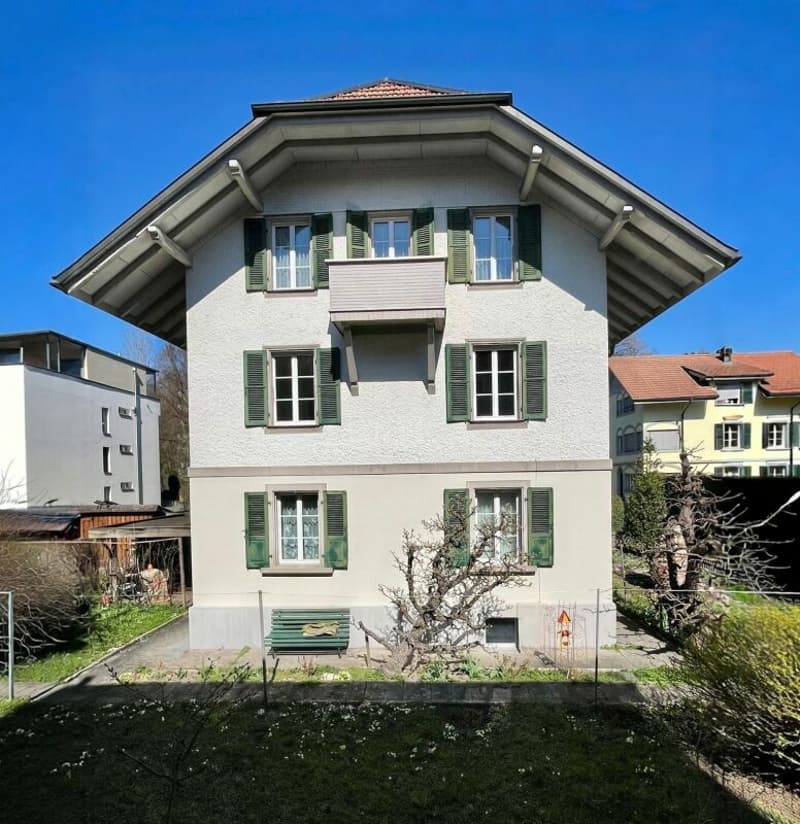 Historisches Mehrfamilienhaus mit drei Wohneinheiten in Burgdorf (3)