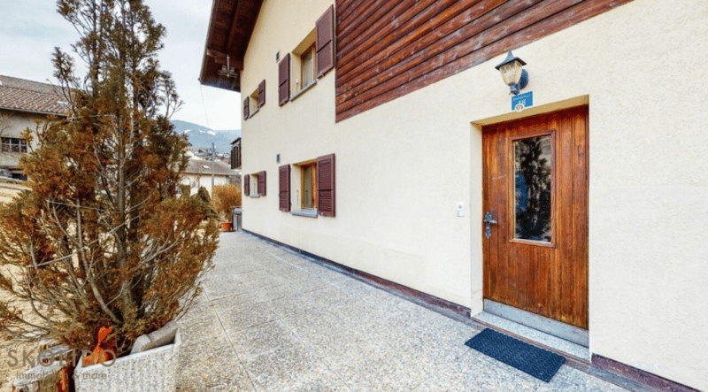 Attraktive (Ferien)-Wohnung auf zwei Etagen mit Ausbaupotenzial in Bürchen VS (3)